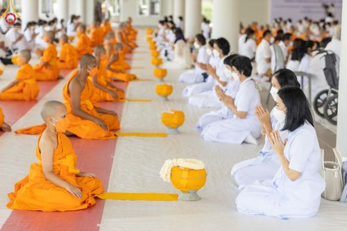 ภาพ No.45589:ประมวลภาพพิธีบรรพชา โครงการหน่อแก้วเปรียญธรรม รุ่นที่ 10 ณ หมู่กฏิสามเณร อาคารค่ายจองแชมป์