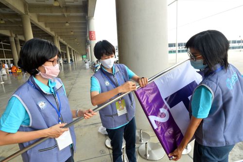 ภาพ No.28895:วันคุ้มครองโลก พิธีจุดประทีปแปรอักษรที่ใหญ่ที่สุดในโลก ถวายเป็นพุทธบูชา ผ่านระบบ ZOOM 