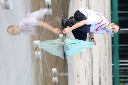 ภาพ No.28908:วันคุ้มครองโลก พิธีจุดประทีปแปรอักษรที่ใหญ่ที่สุดในโลก ถวายเป็นพุทธบูชา ผ่านระบบ ZOOM 