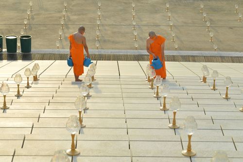 ภาพ No.28950:วันคุ้มครองโลก พิธีจุดประทีปแปรอักษรที่ใหญ่ที่สุดในโลก ถวายเป็นพุทธบูชา ผ่านระบบ ZOOM 