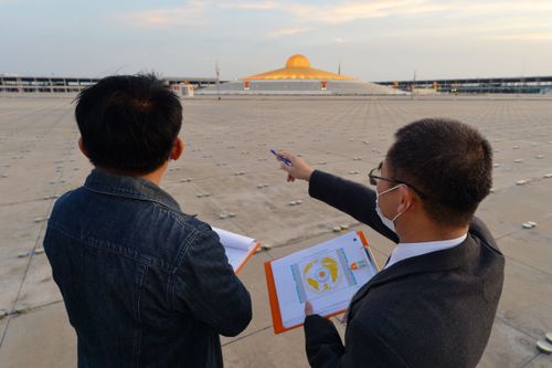 ภาพ No.28923:วันคุ้มครองโลก พิธีจุดประทีปแปรอักษรที่ใหญ่ที่สุดในโลก ถวายเป็นพุทธบูชา ผ่านระบบ ZOOM 