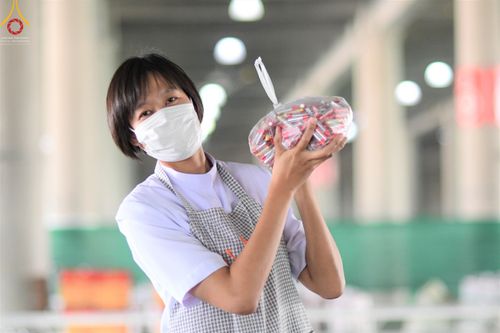 ภาพ No.45628:ประมวลภาพ V-Peace อาสาสมัคร เบื้องหลังความสำเร็จ วันคุ้มครองโลก