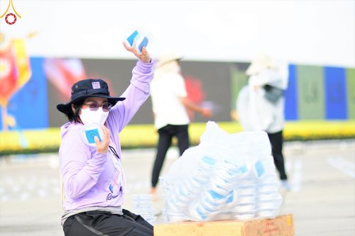 ภาพ No.45640:ประมวลภาพ V-Peace อาสาสมัคร เบื้องหลังความสำเร็จ วันคุ้มครองโลก