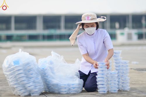 ภาพ No.45645:ประมวลภาพ V-Peace อาสาสมัคร เบื้องหลังความสำเร็จ วันคุ้มครองโลก