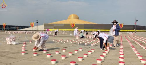 ภาพ No.45650:ประมวลภาพ V-Peace อาสาสมัคร เบื้องหลังความสำเร็จ วันคุ้มครองโลก