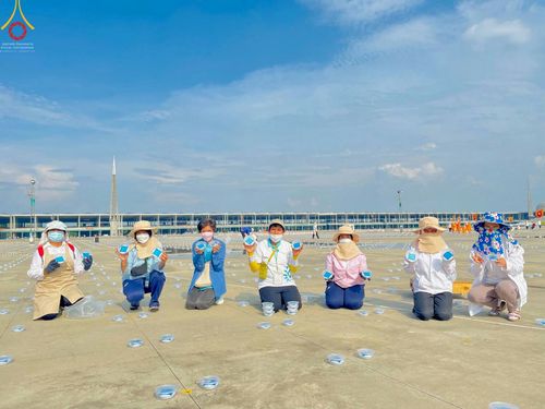 ภาพ No.45673:ประมวลภาพ V-Peace อาสาสมัคร เบื้องหลังความสำเร็จ วันคุ้มครองโลก