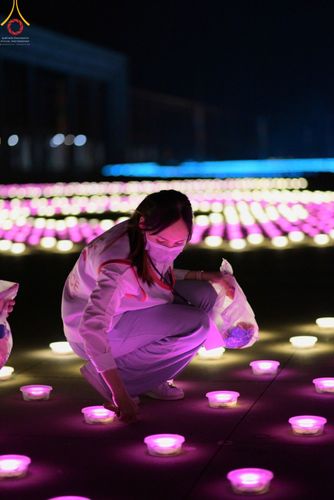 ภาพ No.45718:ประมวลภาพ V-Peace อาสาสมัคร เบื้องหลังความสำเร็จ วันคุ้มครองโลก