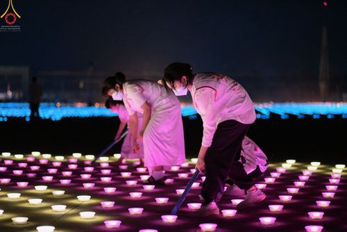 ภาพ No.45720:ประมวลภาพ V-Peace อาสาสมัคร เบื้องหลังความสำเร็จ วันคุ้มครองโลก