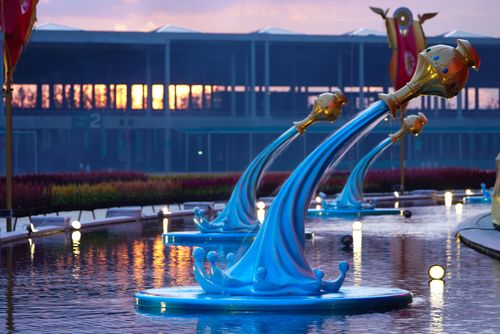 ภาพ No.29160:วันวิสาขบูชา จุดวิสาขประทีปถวายเป็นพุทธบูชา แปรอักษรเป็นภาพพระสัมมาสัมพุทธเจ้า ประสูติ ตรัสรู้ ปรินิพพาน