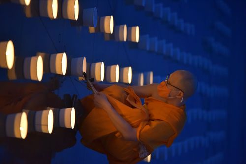 ภาพ No.29284:วันอาสาฬหบูชา พิธีจุดอาสาฬหประทีป ถวายเป็นพุทธบูชา