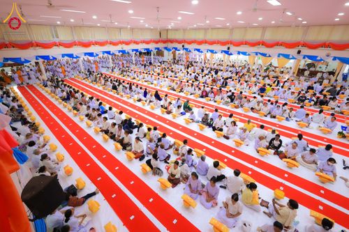 ภาพ No.281153:วันที่ 4 ธันวาคม พ.ศ. 2568 พิธีบรรพชาสามเณร ในโครงการบวชบูชาธรรมมหาปูชนียาจารย์  ณ วัดกลางพระอารามหลวง จังหวัดบุรีรัมย์