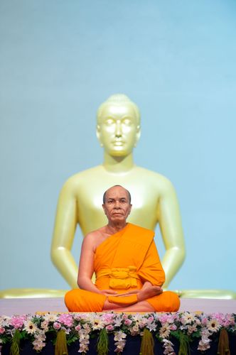 ภาพ No.30986:พิธีบูชาครูผู้ค้นพบวิชชาธรรมกาย ออนไลน์