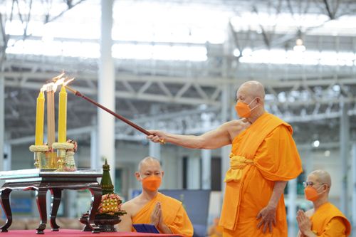 พิธีบูชาครูผู้ค้นพบวิชชาธรรมกาย ออนไลน์