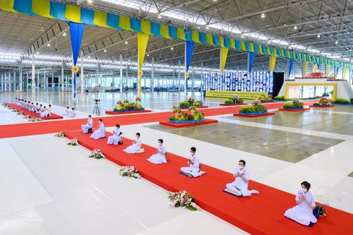 ภาพ No.30983:พิธีบูชาครูผู้ค้นพบวิชชาธรรมกาย ออนไลน์