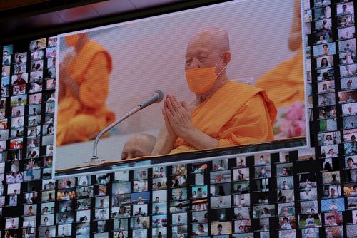 ภาพ No.30996:พิธีบูชาครูผู้ค้นพบวิชชาธรรมกาย ออนไลน์