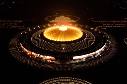 ภาพ No.31067:พิธีเจริญพระพุทธมนต์และจุดประทีปบูชาธรรมพระมงคลเทพมุนี (สด จนฺทสโร) พระผู้ปราบมาร ออนไลน์