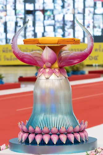 ภาพ No.31007:พิธีทอดผ้าป่าสมทบกฐินวัดพระธรรมกาย ออนไลน์ 