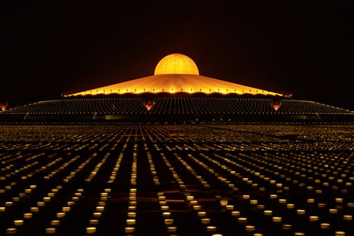 ภาพ No.31045:พิธีเจริญพระพุทธมนต์และจุดประทีปบูชาธรรมพระมงคลเทพมุนี (สด จนฺทสโร) พระผู้ปราบมาร ออนไลน์