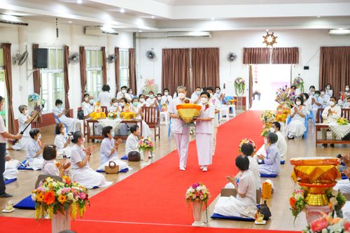 ภาพ No.31291:พิธีทอดกฐินสามัคคีสร้างทุกสิ่ง ณ ศูนย์ปฏิบัติธรรมลำปาง