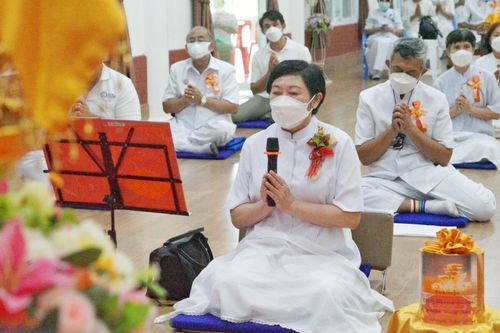 ภาพ No.31296:พิธีทอดกฐินสามัคคีสร้างทุกสิ่ง ณ ศูนย์ปฏิบัติธรรมลำปาง