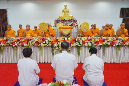 ภาพ No.31297:พิธีทอดกฐินสามัคคีสร้างทุกสิ่ง ณ ศูนย์ปฏิบัติธรรมลำปาง