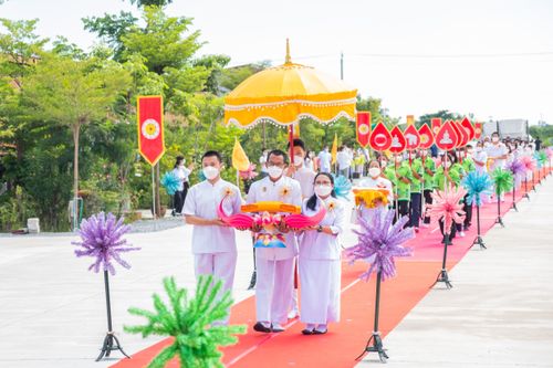 ภาพ No.31391:พิธีทอดกฐินบรมจักรพรรดิมหาสมบัติเพื่อสร้างทุกสิ่ง ศูนย์ปฏิบัติธรรมสมุทรปราการ