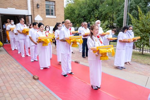 ภาพ No.38435:พิธีทอดกฐินสามัคคี ณ วัดพระธรรมกายแคนซัส