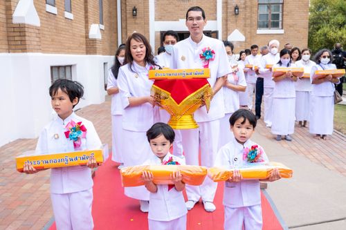 ภาพ No.38432:พิธีทอดกฐินสามัคคี ณ วัดพระธรรมกายแคนซัส