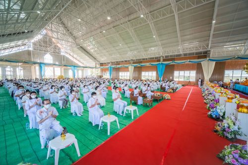 ภาพ No.31398:พิธีทอดกฐินบรมจักรพรรดิมหาสมบัติเพื่อสร้างทุกสิ่ง ศูนย์ปฏิบัติธรรมสมุทรปราการ