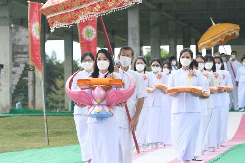 ภาพ No.31332:พิธีทอดกฐินสามัคคีศูนย์ปฏิบัติธรรมภาคใต้