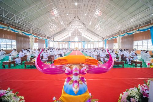 ภาพ No.31404:พิธีทอดกฐินบรมจักรพรรดิมหาสมบัติเพื่อสร้างทุกสิ่ง ศูนย์ปฏิบัติธรรมสมุทรปราการ