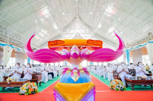 ภาพ No.31406:พิธีทอดกฐินบรมจักรพรรดิมหาสมบัติเพื่อสร้างทุกสิ่ง ศูนย์ปฏิบัติธรรมสมุทรปราการ