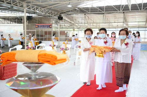 พิธีทอดกฐินสามัคคีศูนย์ปฏิบัติธรรมและอบรมเยาวชนเบญจธรรม 