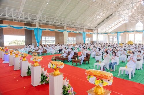 ภาพ No.31407:พิธีทอดกฐินบรมจักรพรรดิมหาสมบัติเพื่อสร้างทุกสิ่ง ศูนย์ปฏิบัติธรรมสมุทรปราการ