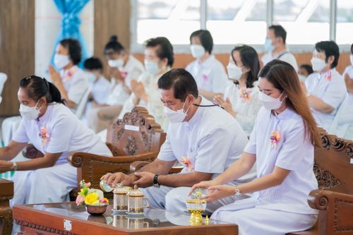 ภาพ No.31425:พิธีทอดกฐินบรมจักรพรรดิมหาสมบัติเพื่อสร้างทุกสิ่ง ศูนย์ปฏิบัติธรรมสมุทรปราการ