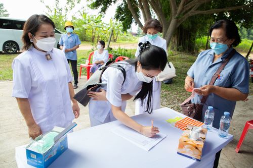 ภาพ No.31430:พิธีทอดกฐินสามัคคีสร้างทุกสิ่งธุดงคสถานลุ่มน้ำฝาง