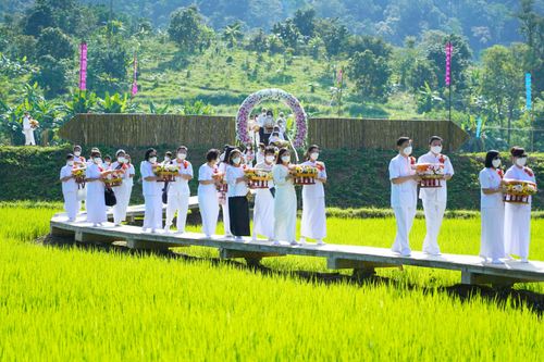 พิธีทอดกฐินสามัคคี ศูนย์ปฎิบัติธรรมนานาชาติปาย