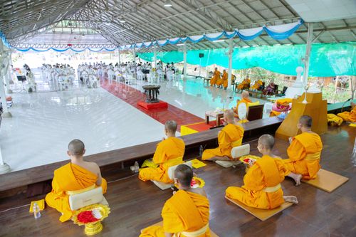 ภาพ No.31437:พิธีทอดกฐินสามัคคีสร้างทุกสิ่งธุดงคสถานลุ่มน้ำฝาง