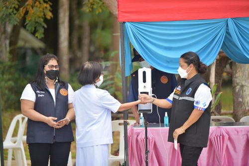 ภาพ No.37444:พิธีทอดกฐินสามัคคีสร้างอาคารที่พักสงฆ์ ณ ศูนย์ปฏิบัติธรรมจันทบุรี