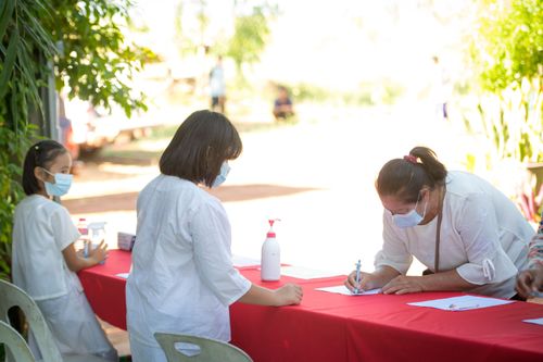 ภาพ No.31475:พิธีทอดกฐินสามัคคีศูนย์ปฏิบัติธรรมแก้วมงคลสกลนคร