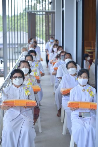 ภาพ No.37447:พิธีทอดกฐินสามัคคีสร้างอาคารที่พักสงฆ์ ณ ศูนย์ปฏิบัติธรรมจันทบุรี