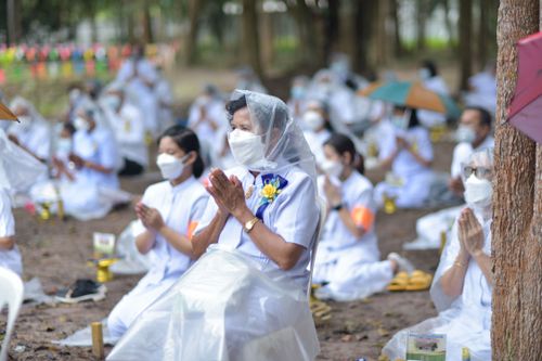 ภาพ No.37434:พิธีทอดกฐินสามัคคีสร้างอาคารที่พักสงฆ์ ณ ศูนย์ปฏิบัติธรรมจันทบุรี