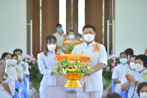 ภาพ No.37449:พิธีทอดกฐินสามัคคีสร้างอาคารที่พักสงฆ์ ณ ศูนย์ปฏิบัติธรรมจันทบุรี