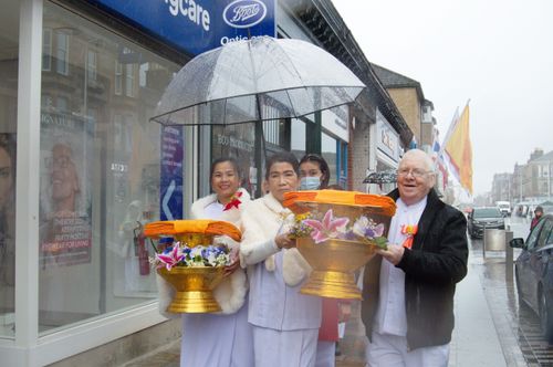 ภาพ No.38469:พิธีทอดกฐินสามัคคีวัดพระธรรมกายสกอตแลนด์