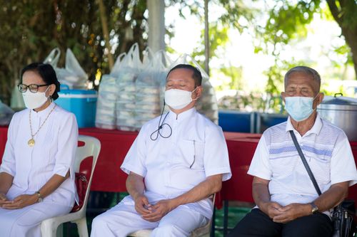 ภาพ No.31485:พิธีทอดกฐินสามัคคีศูนย์ปฏิบัติธรรมแก้วมงคลสกลนคร