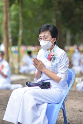 ภาพ No.37441:พิธีทอดกฐินสามัคคีสร้างอาคารที่พักสงฆ์ ณ ศูนย์ปฏิบัติธรรมจันทบุรี