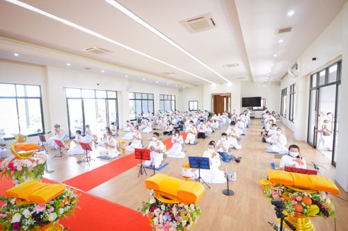 ภาพ No.37462:พิธีทอดกฐินสามัคคีสร้างอาคารที่พักสงฆ์ ณ ศูนย์ปฏิบัติธรรมจันทบุรี