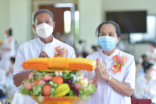 ภาพ No.37443:พิธีทอดกฐินสามัคคีสร้างอาคารที่พักสงฆ์ ณ ศูนย์ปฏิบัติธรรมจันทบุรี