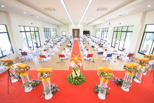 ภาพ No.37459:พิธีทอดกฐินสามัคคีสร้างอาคารที่พักสงฆ์ ณ ศูนย์ปฏิบัติธรรมจันทบุรี