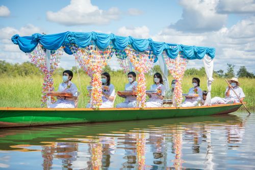 ภาพ No.31494:พิธีทอดกฐินสามัคคีศูนย์ปฏิบัติธรรมแก้วมงคลสกลนคร